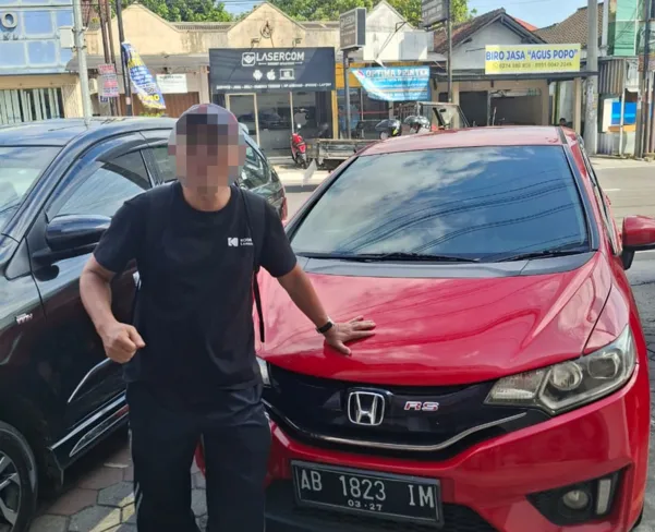 Sewa Mobil Pengantin Jogja - Happy Wedding